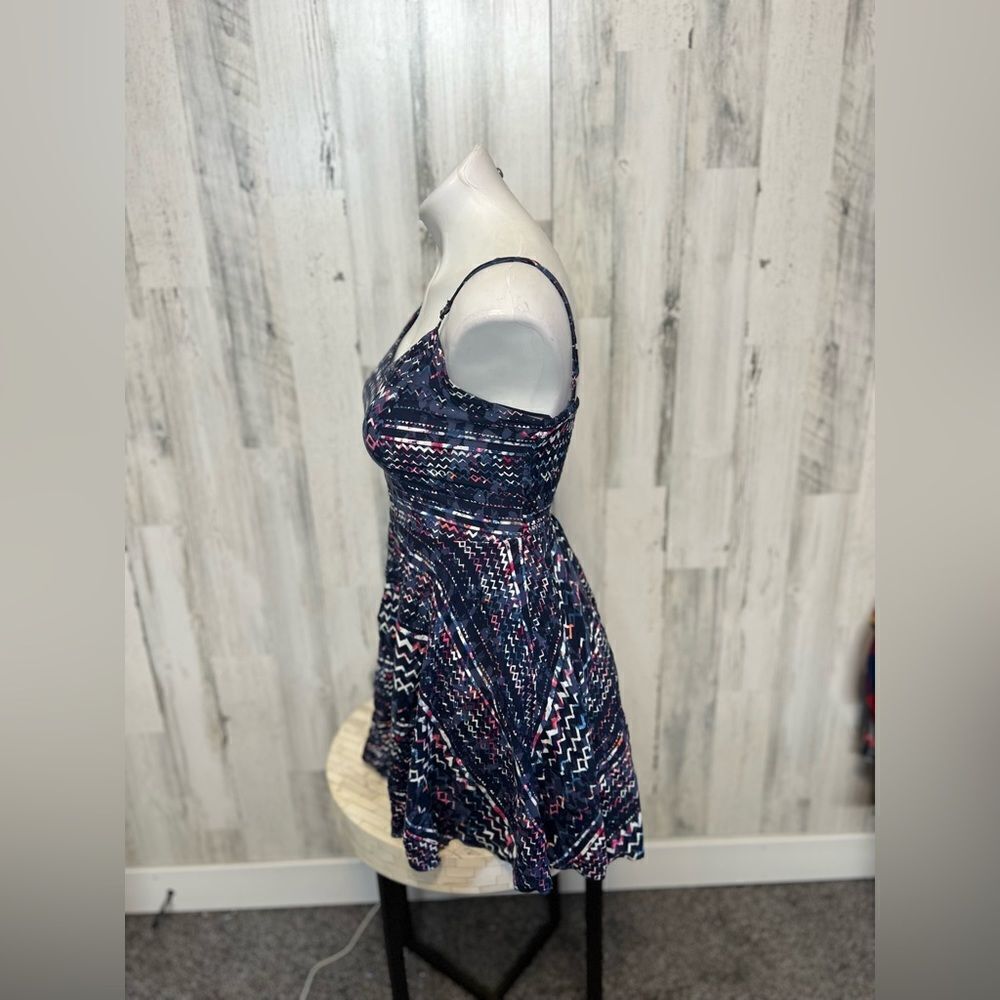 Flare dress - Picture 5 of 6